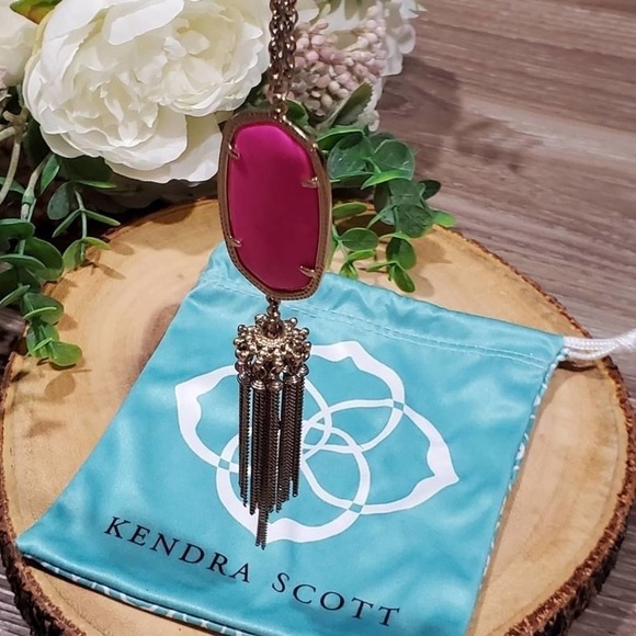 Kendra Scott Rare HTF Hot‎ pink and gold Rayne necklace - Picture 8 of 8